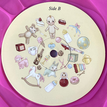 Melanie Martinez (2) : Cry Baby (LP, Album, Pin + LP, Album, Pas + Dlx, RE)