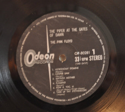 Pink Floyd : The Piper At The Gates Of Dawn (LP, Album, RE)